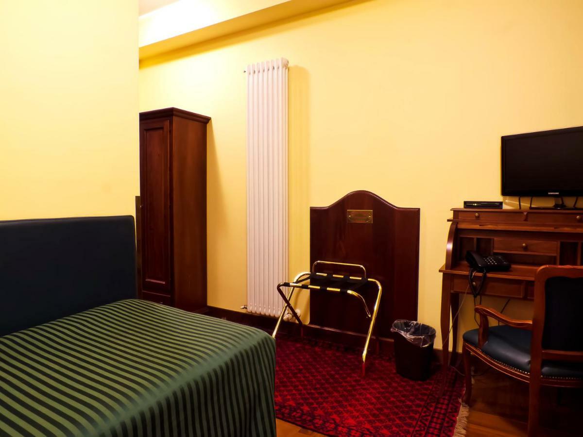 Relax Style House Central Rooms Pescara Kültér fotó